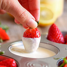 Almond Butter & Yogurt Fruit Dip