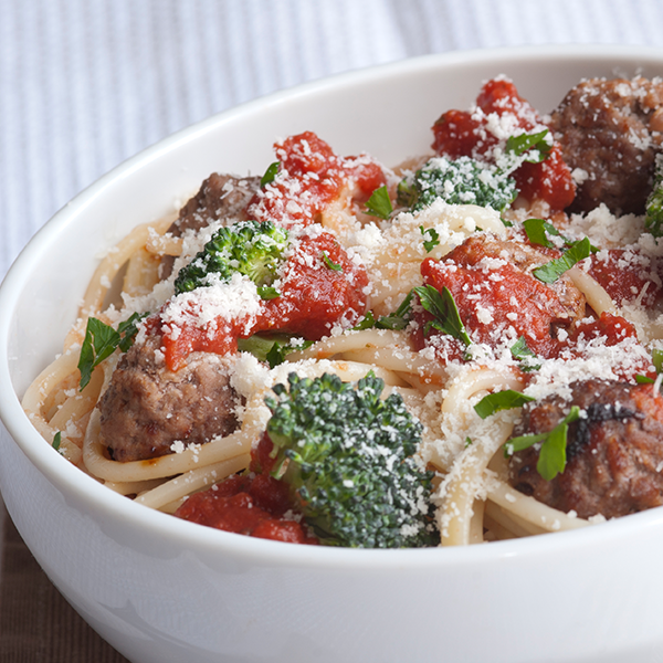 Spaghetti with Meatballs and Broccoli