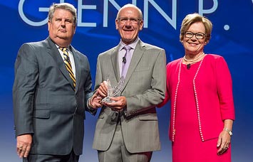 Food City's Steve Smith Honored with Industry Award for Public Affairs