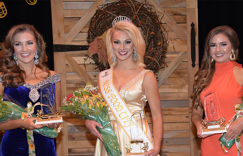 Hannah Everhart Crowned Miss Food City 2018