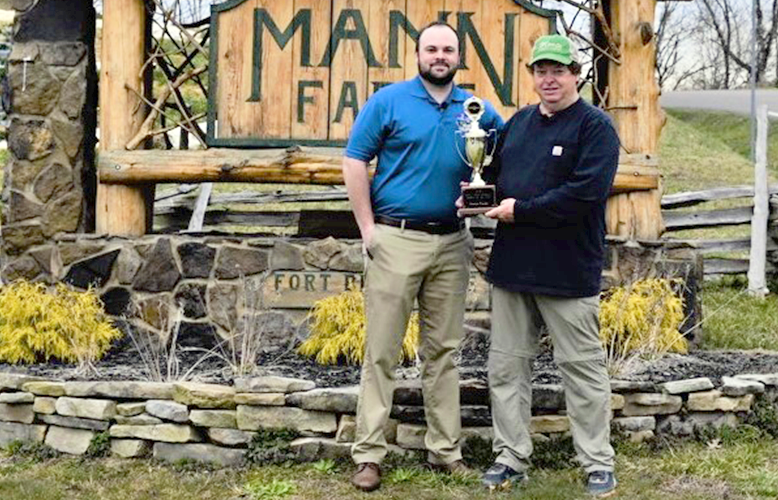 Mann Farms of Fort Blackmore, VA Receives Wayne Scott Memorial Grower of the Year Award
