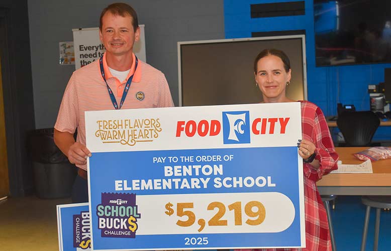 Food City School Bucks Check Presentation - Benton Elementary School in Benton, TN
