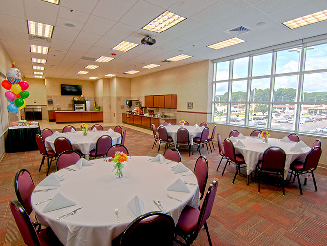 Food City's Euclid Center is the perfect place to hold your next party, event or meeting.