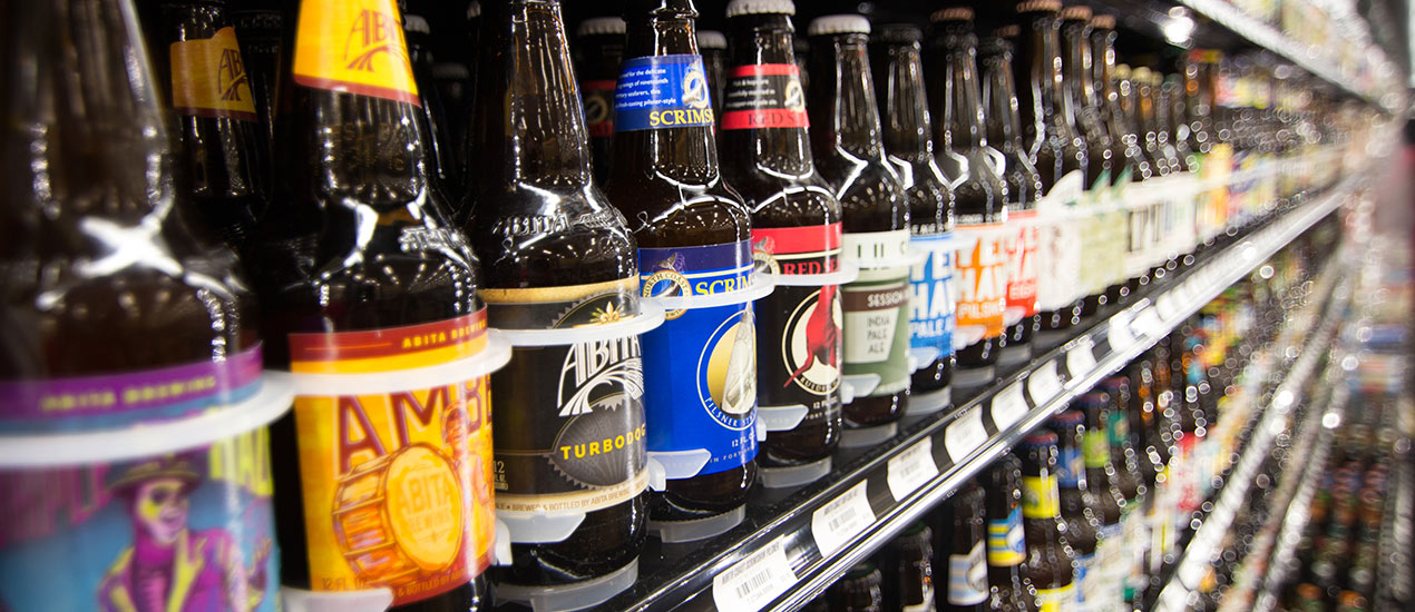 Food City has the largest selection anywhere of craft, ciders, sours, local, regional, domestic and import beers around, including many that are unavailable anywhere else. Whether your taste is for tried and true classics or new local seasonal small batch craft brew, you are sure to find the perfect brew.