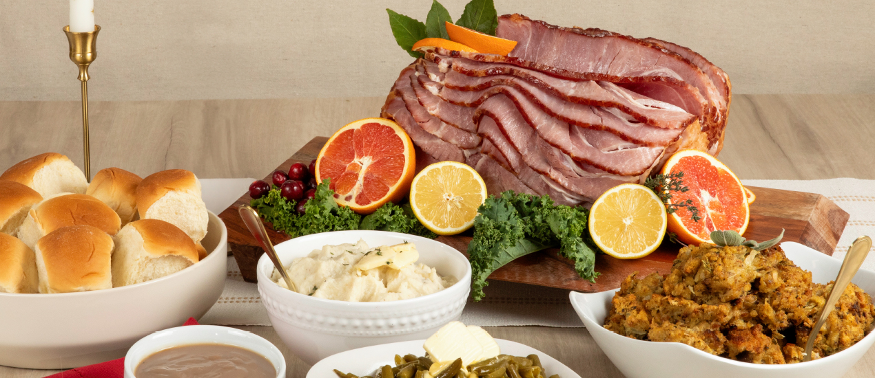 This year, step out of the kitchen and leave the cooking to us. At Food City, we offer a wide assortment of fully prepared, delicious holiday meals that are ready for your holiday table.
