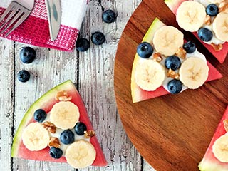 Memorial Day does not have to mean eating unhealthy. Try some of these great ideas when planning your next outdoor spread.