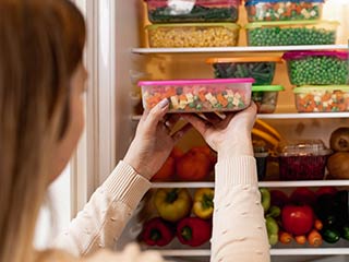 During this time at home, finding ways to extend the life of the fresh produce you have is essential. Simply Done storage solutions, found at your local Food City grocery, can help make your foods last longer