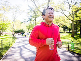 June is Men’s Health Month. Learn more from your local Food City Registered Dietitian.