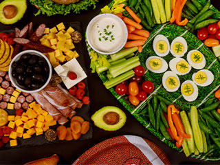 The Food City® Wellness team talk about healthy tailgating.